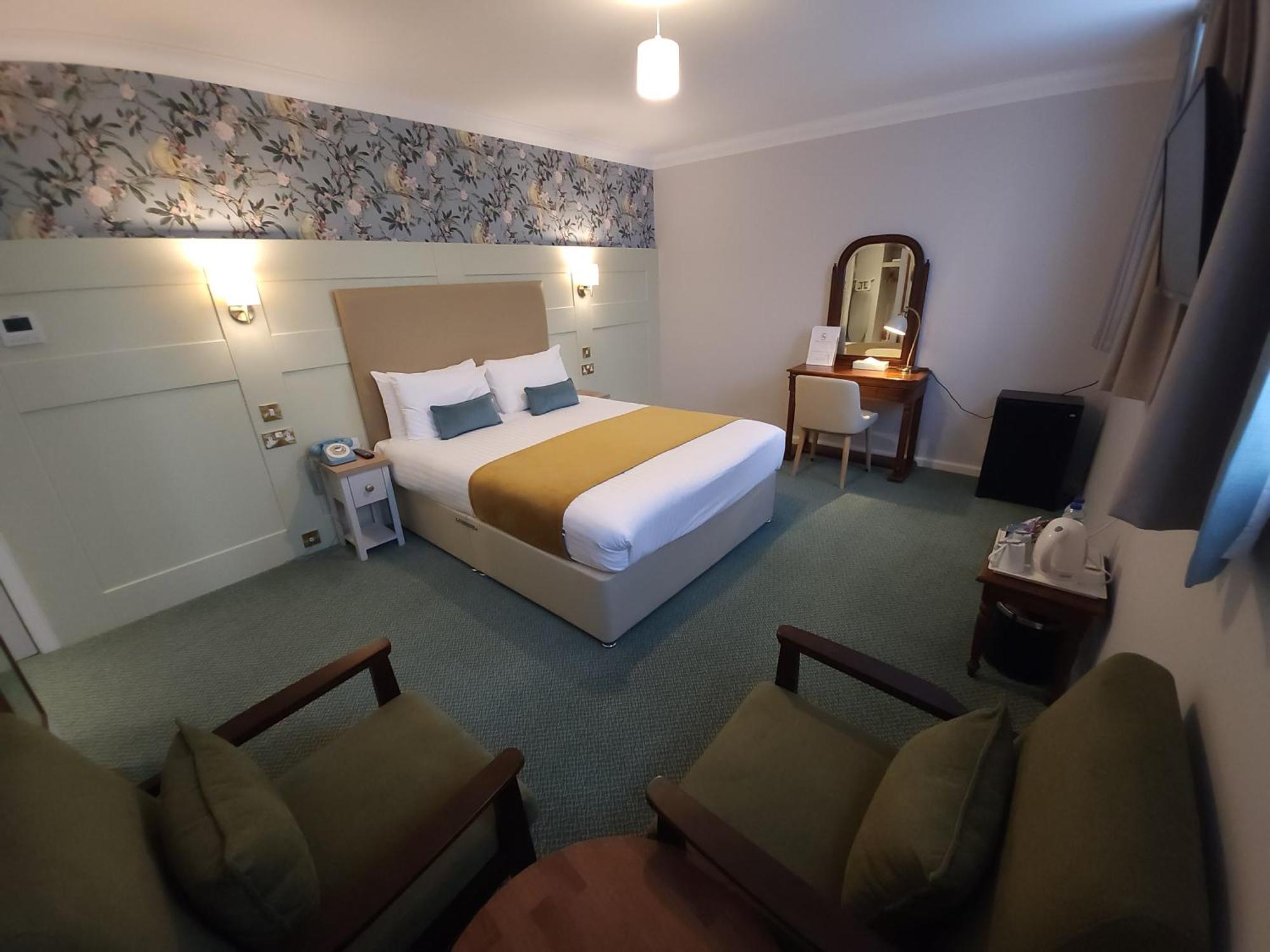 Stanton House 4* Swindon