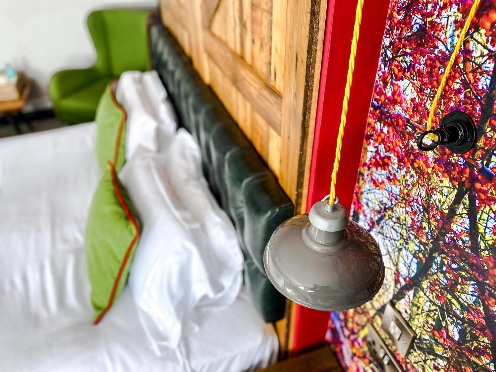 Inn Helen Browning's Royal Oak 4*