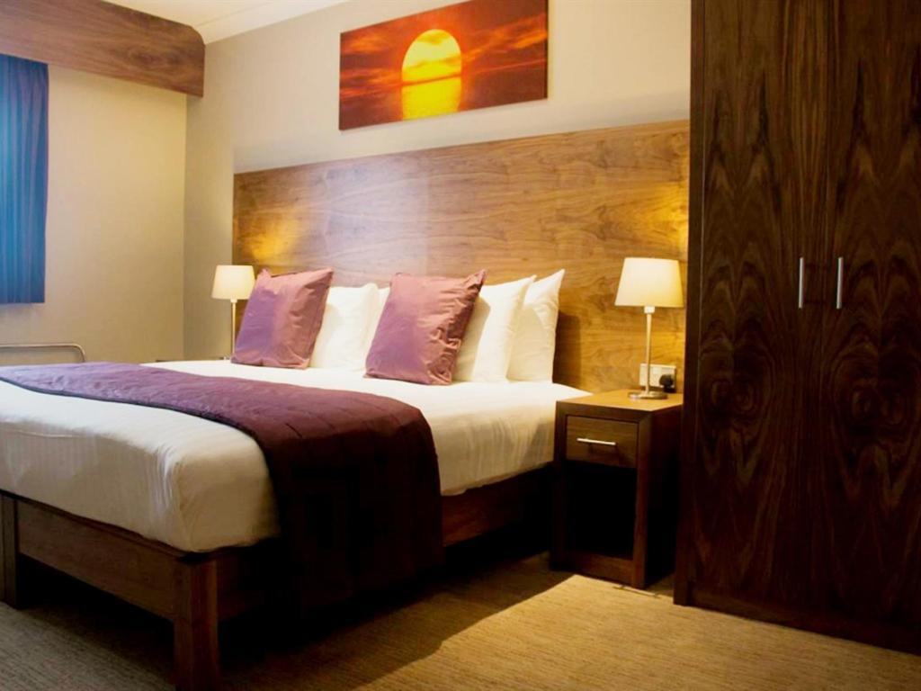 The White Hart 4* Swindon