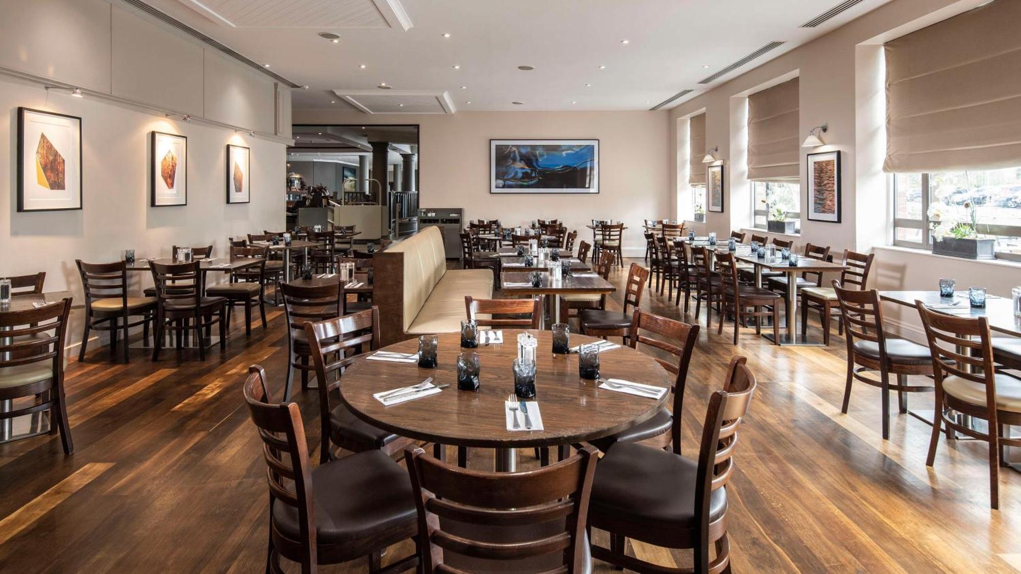 Doubletree By Hilton Hotel Swindon
