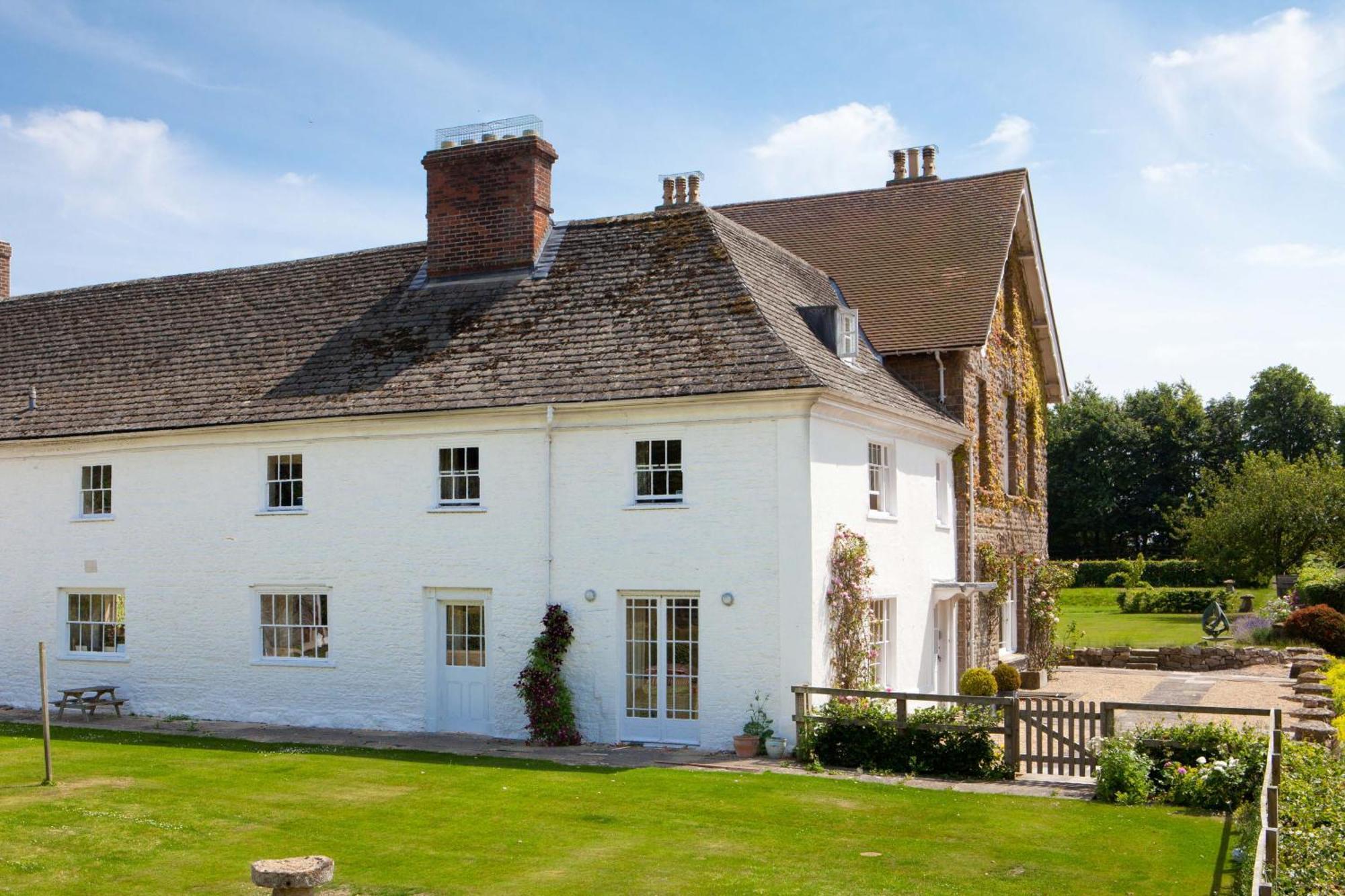 Overtown Manor Bed & Breakfast