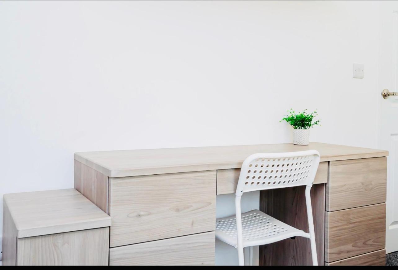 Apartment Good Location Free Parking Big Garden Modern House *