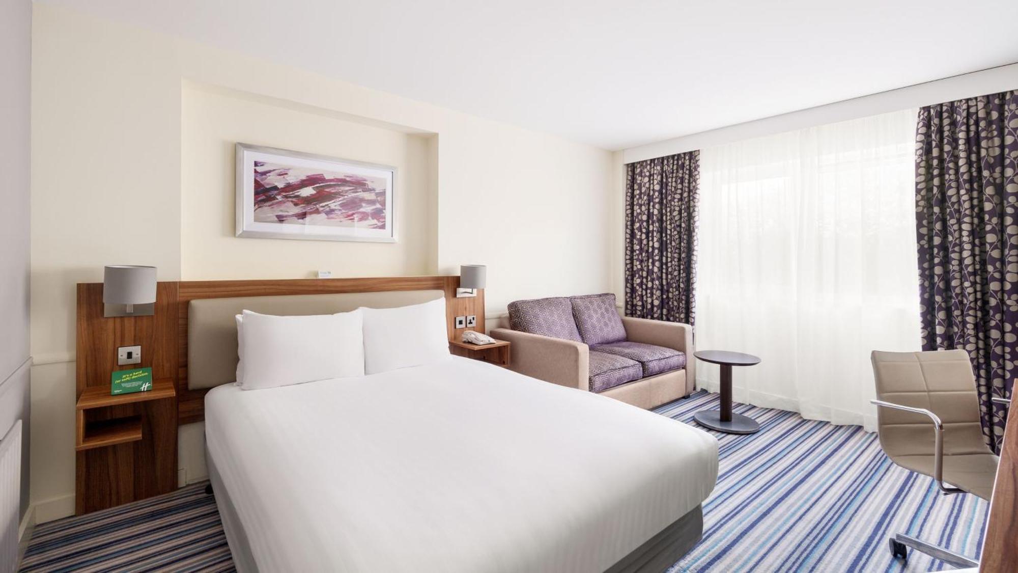 Hotel By Ihg 4*