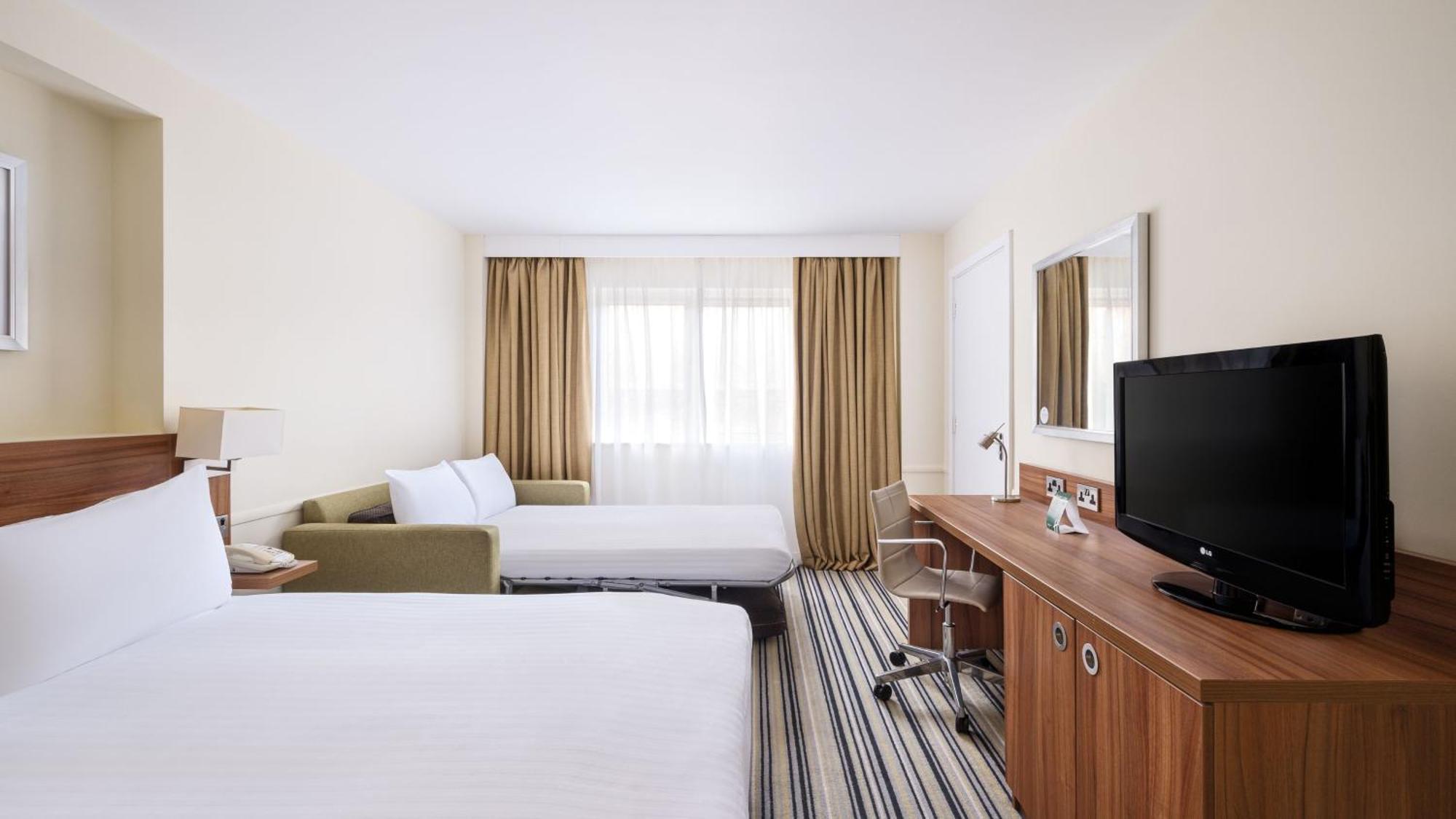 By Ihg Hotel 4*
