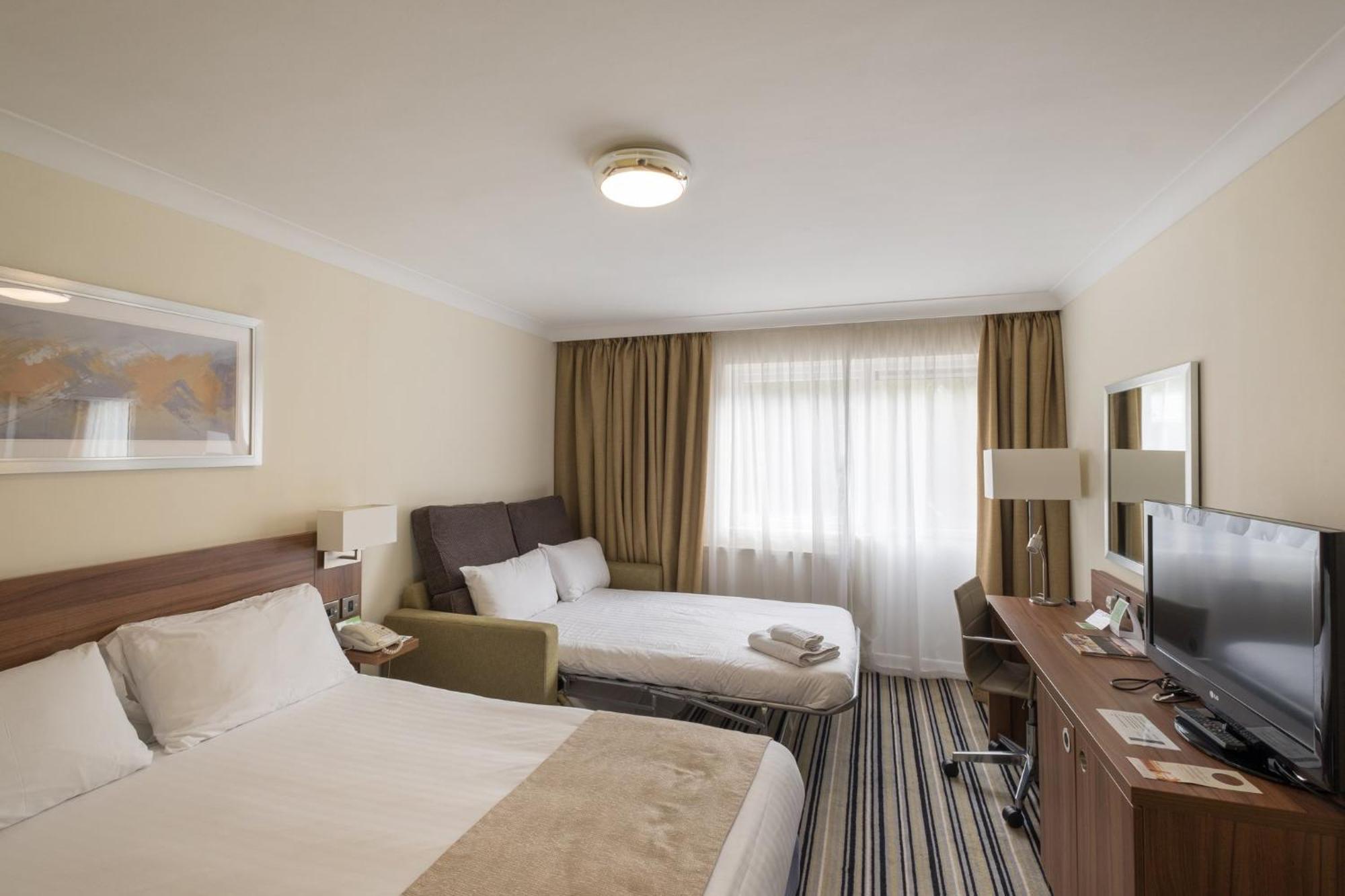 Hotel By Ihg 4*