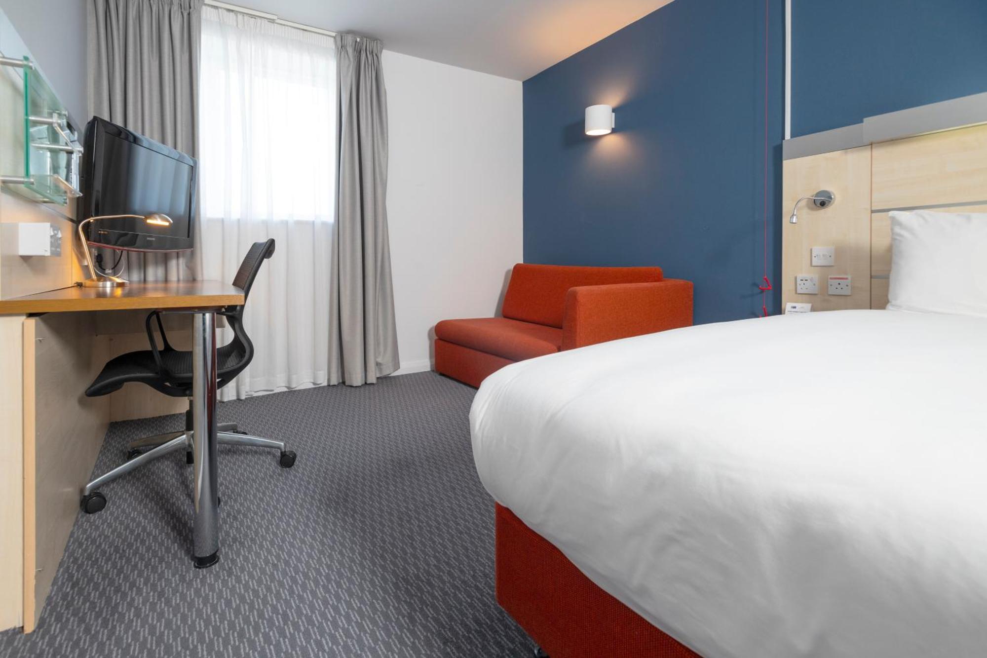 Express Centre By Ihg 3* Swindon