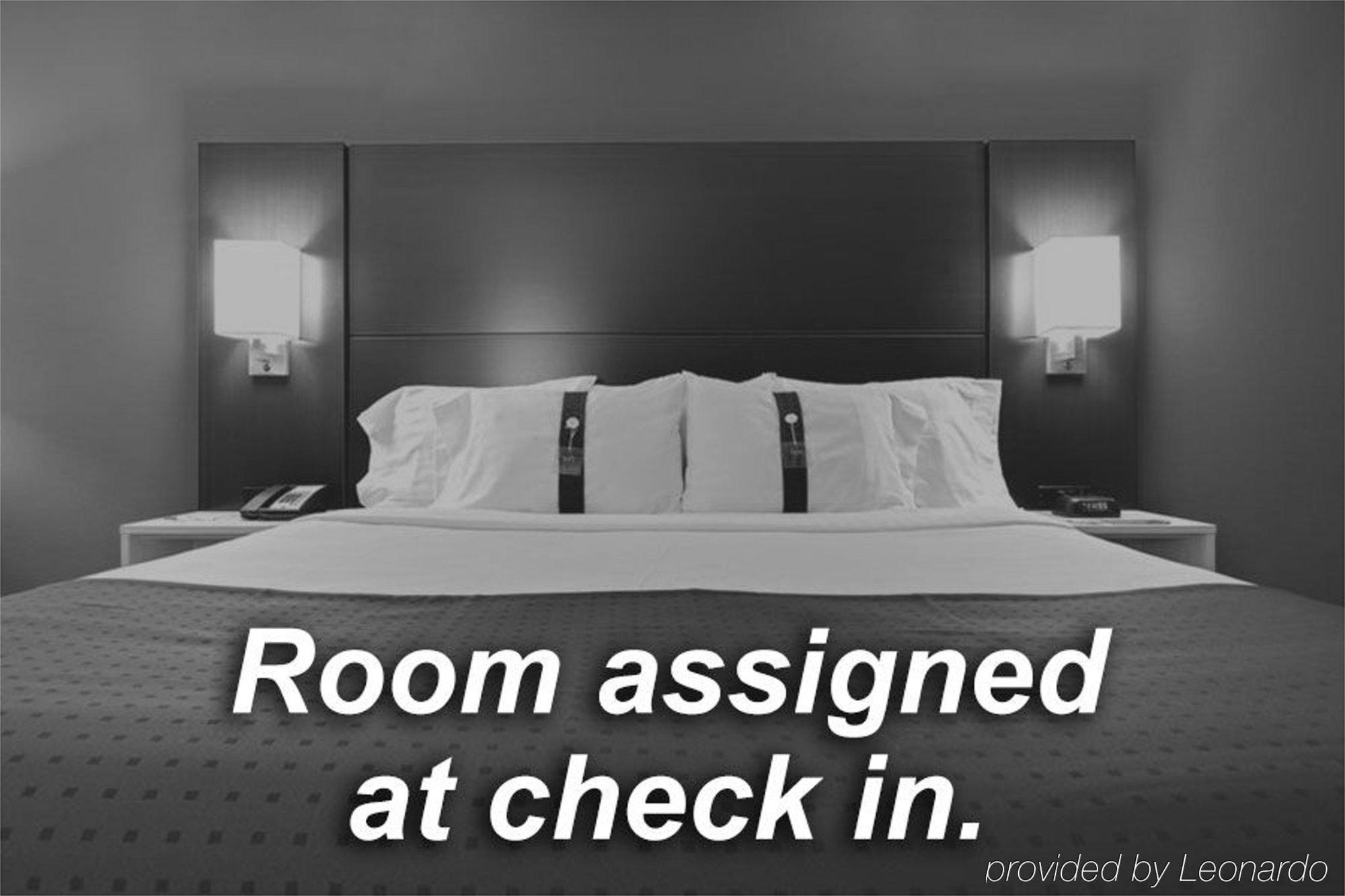 Express West By Ihg