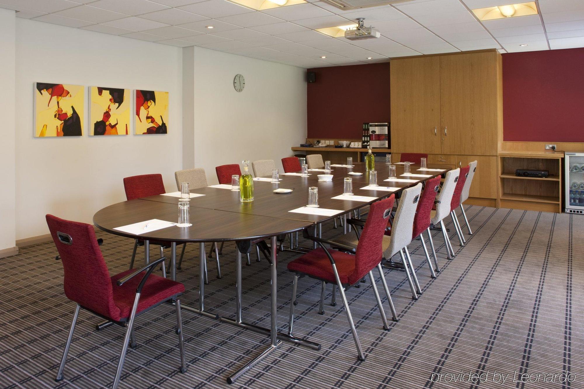 Express West By Ihg 3*