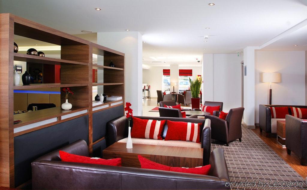 Express West By Ihg Swindon