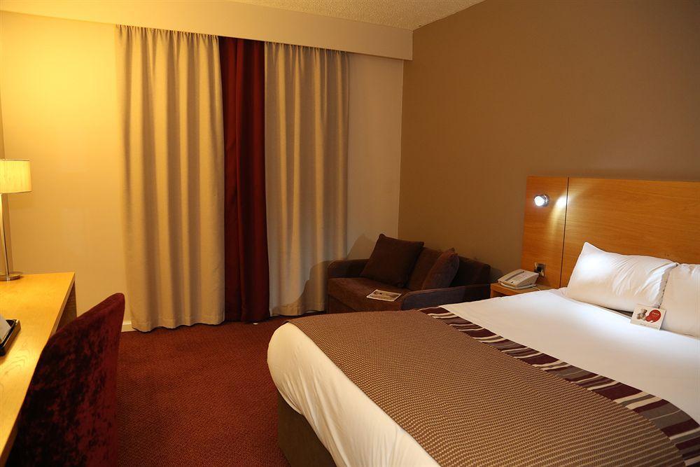 Leonardo - Formerly Jurys Hotel 4*
