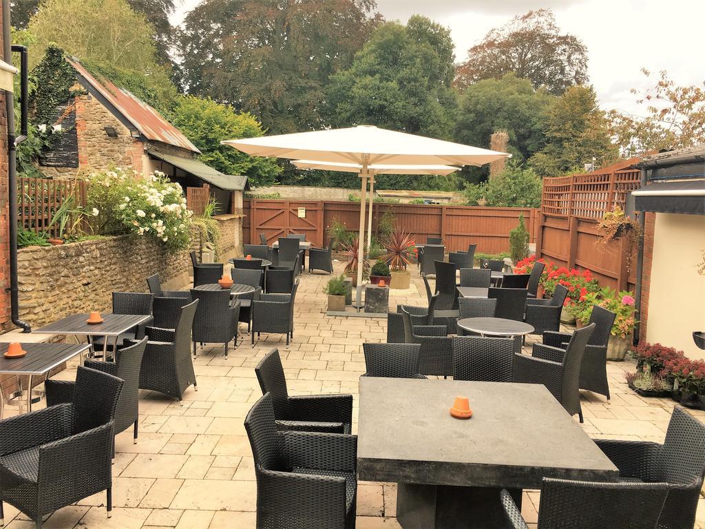 Hotel The Highworth