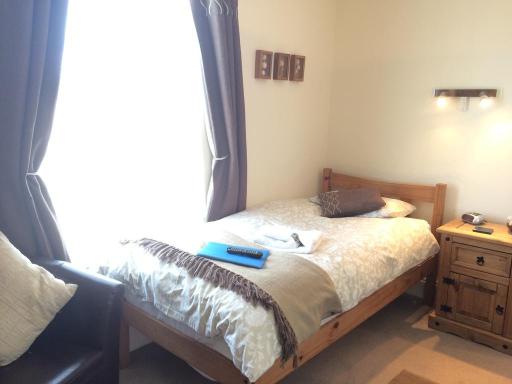 The Guest house Swindon