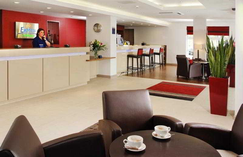 Express West By Ihg