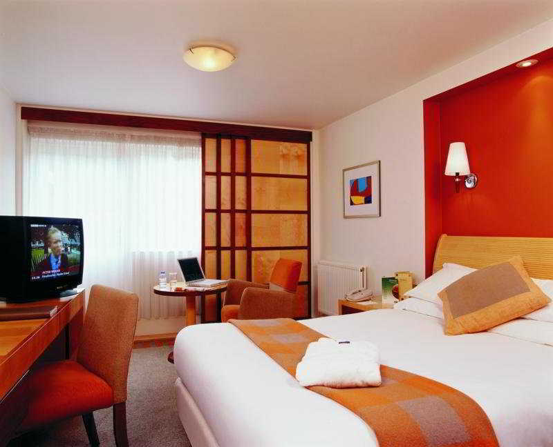 By Ihg