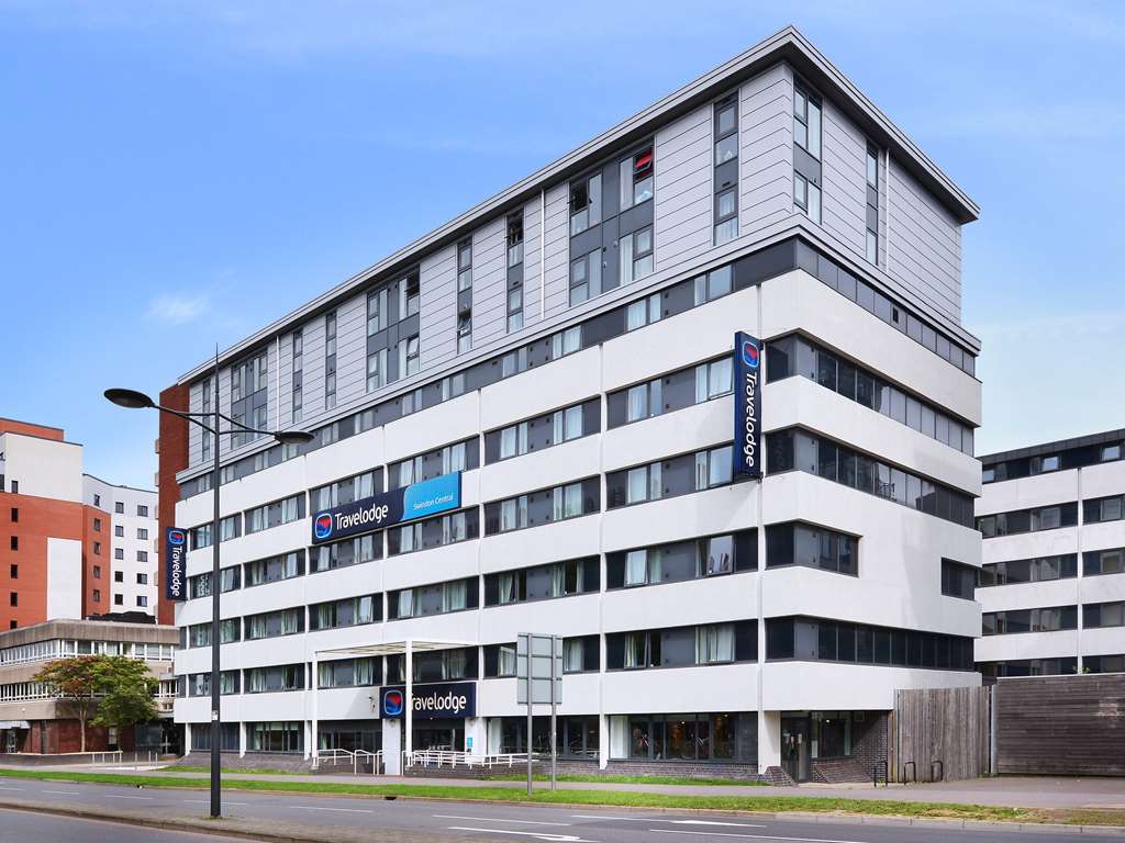 Travelodge 3* Swindon