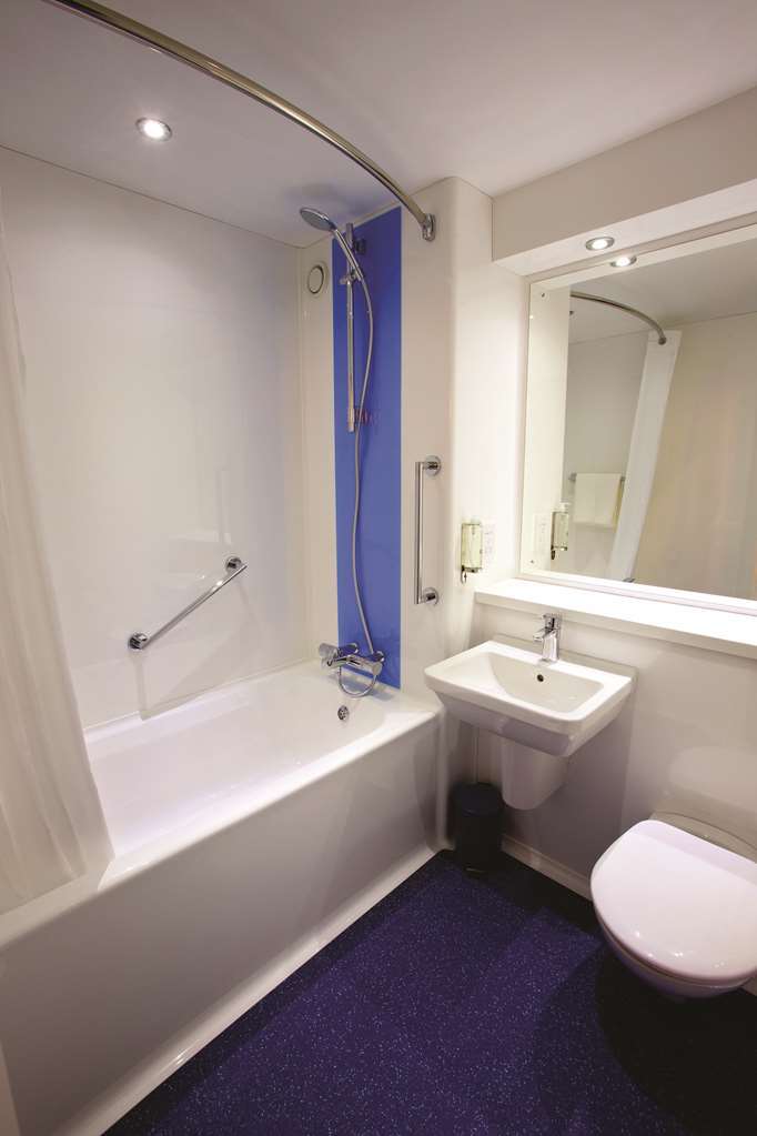 Hotel Travelodge 3*