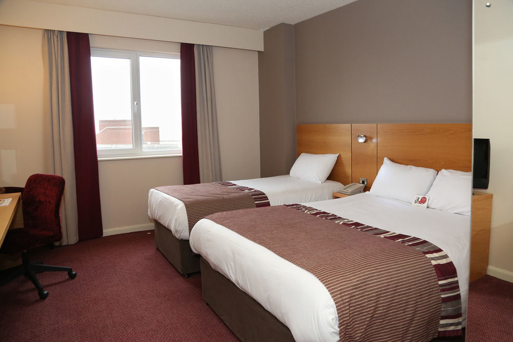 Leonardo - Formerly Jurys 4* Swindon