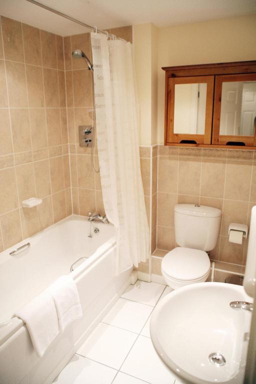 Brunel Crescent Apartment *