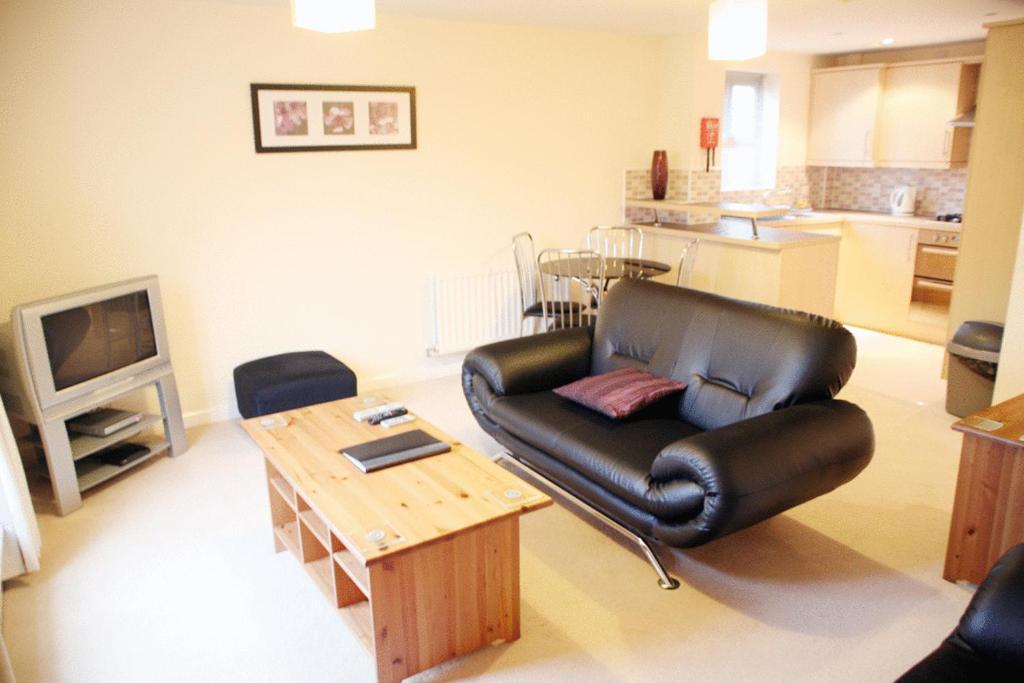 Apartment Brunel Crescent *