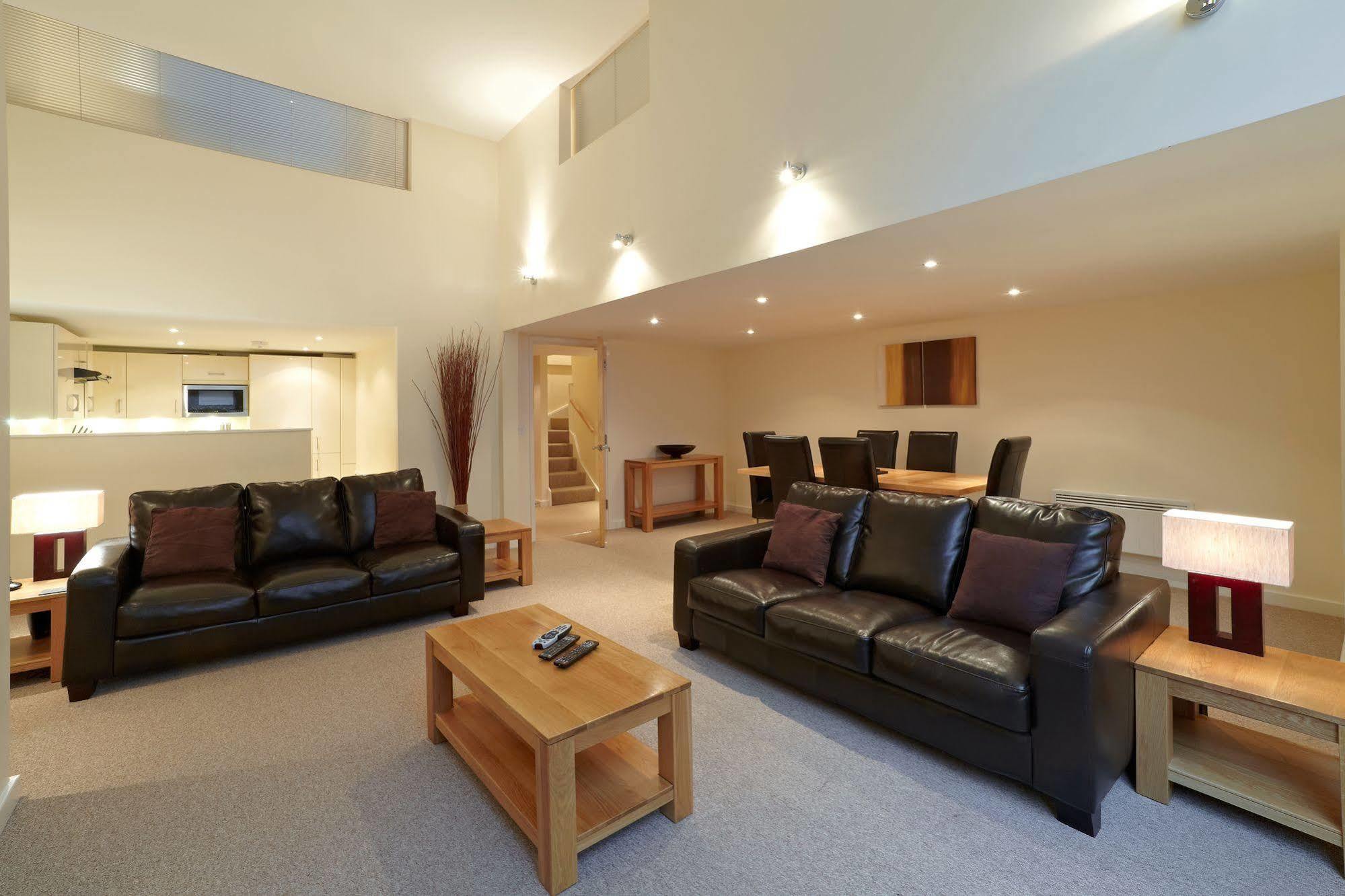 The Paramount, Apartamento