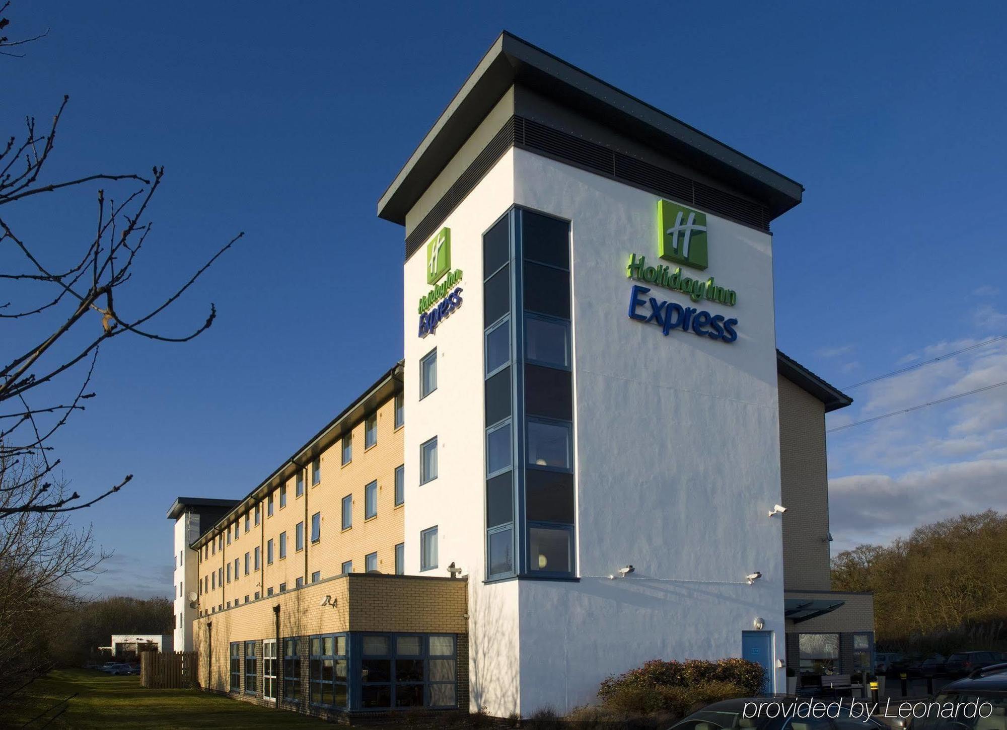 Express West By Ihg 3*