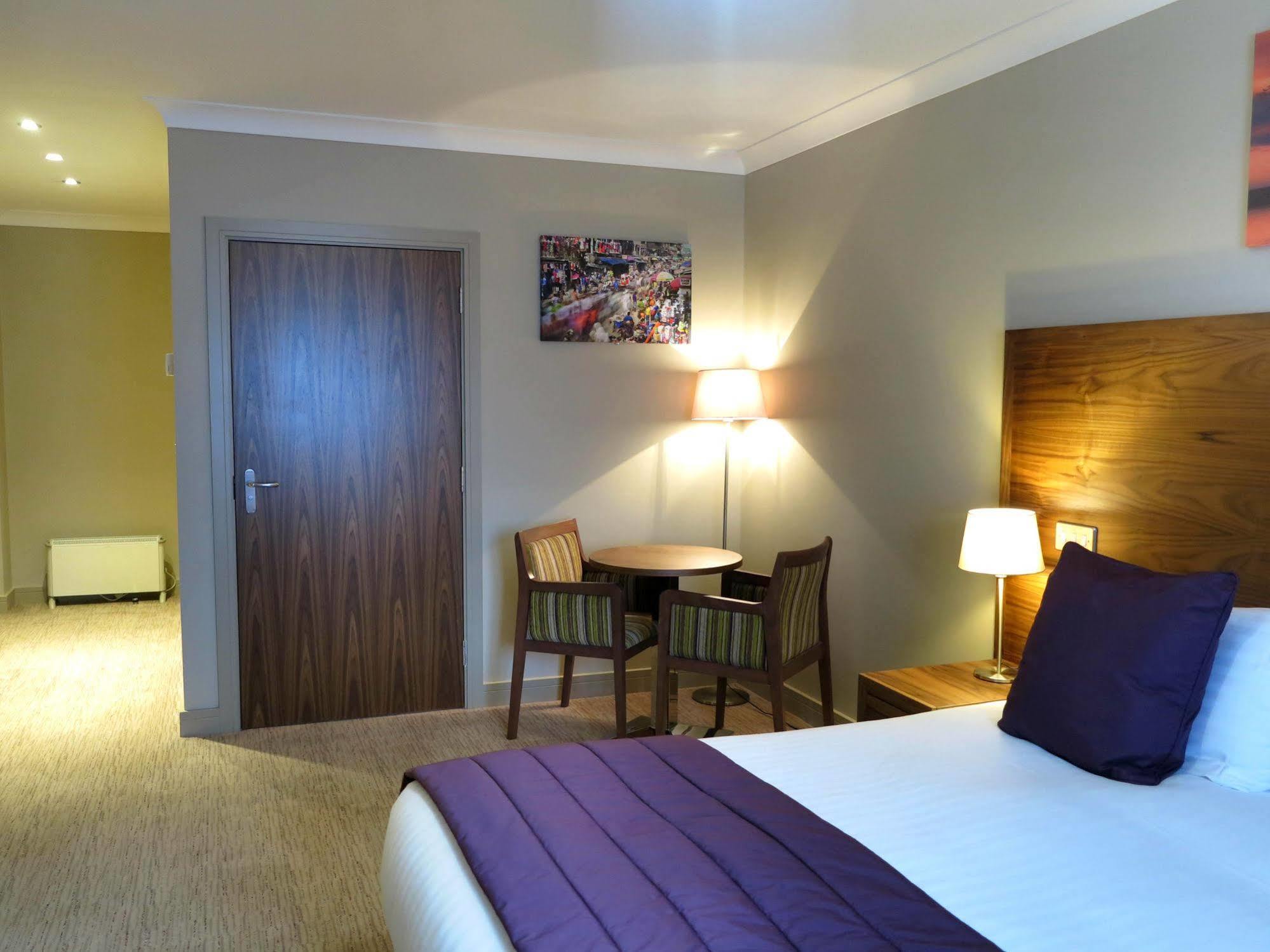 Bed and breakfast The White Hart, Wroughton 3*