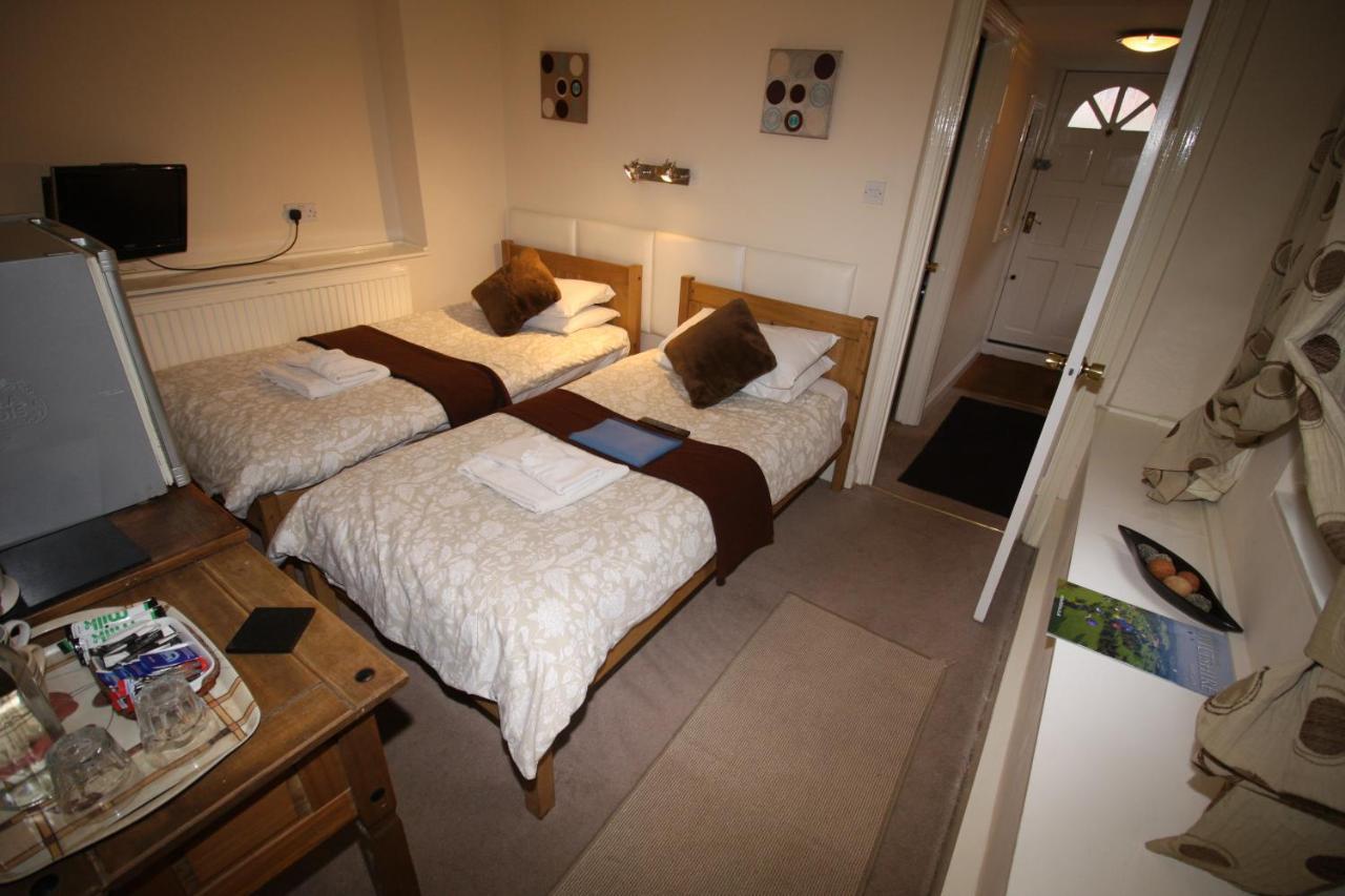 The Guest house Swindon