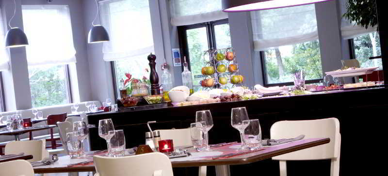 Campanile 3* Swindon