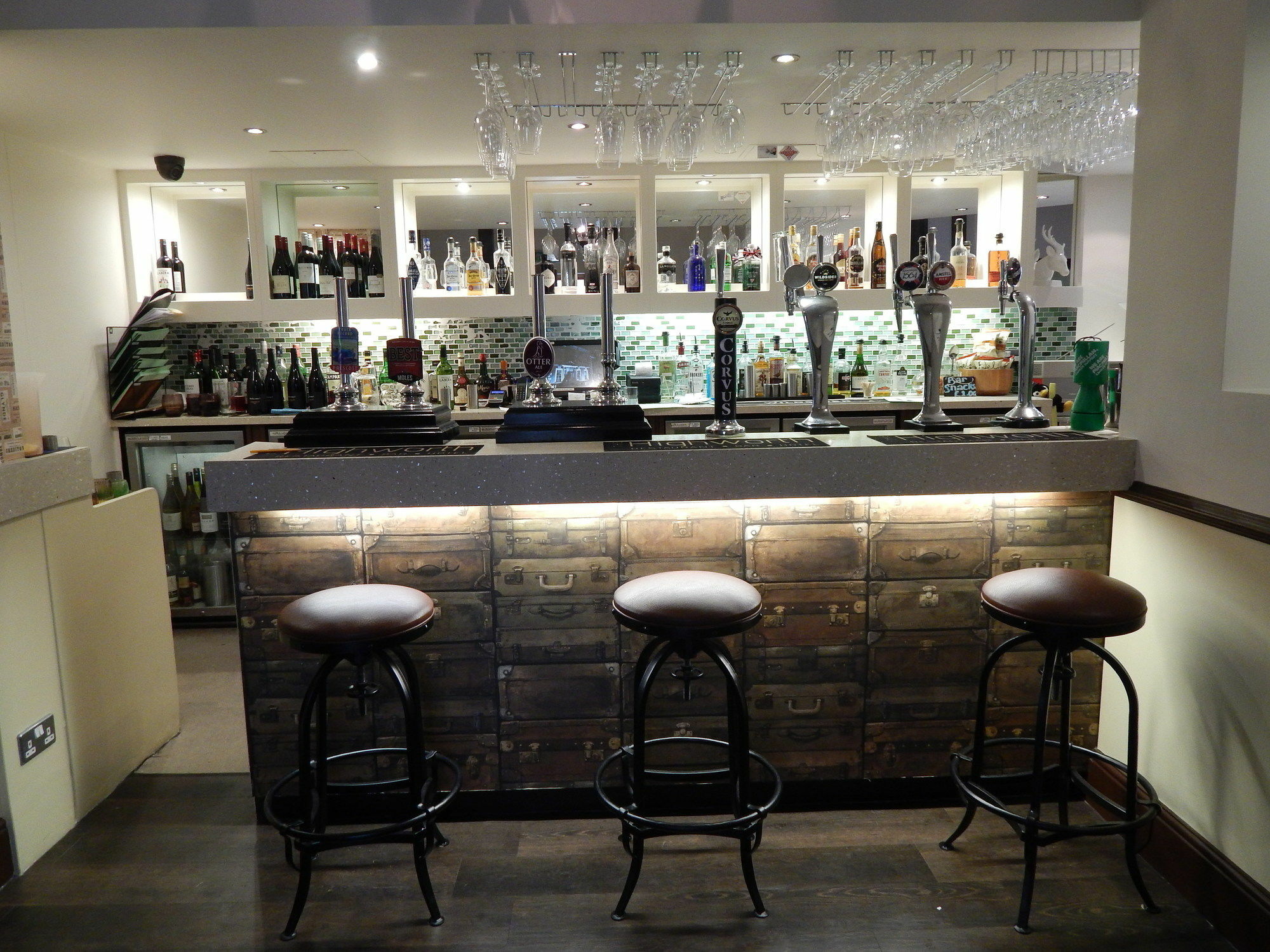 The Highworth 3*