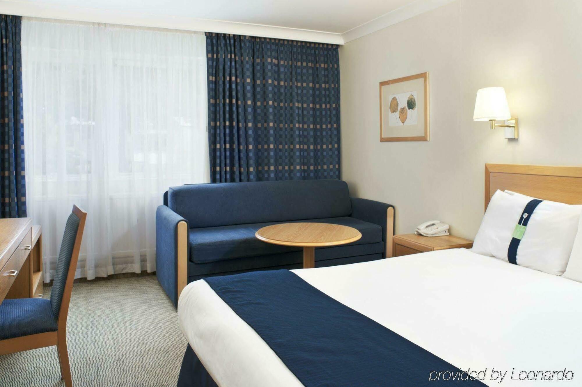 By Ihg Hotel Swindon